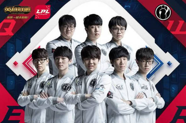 将皮球输送 将皮球输送